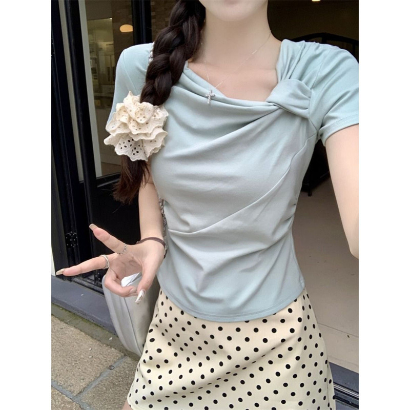 Short-Sleeved T-Shirt for Women Summer 2025 Sweet White Korean Style Slant Collar Asymmetrical Pleated Inner Bottoming Slim Top