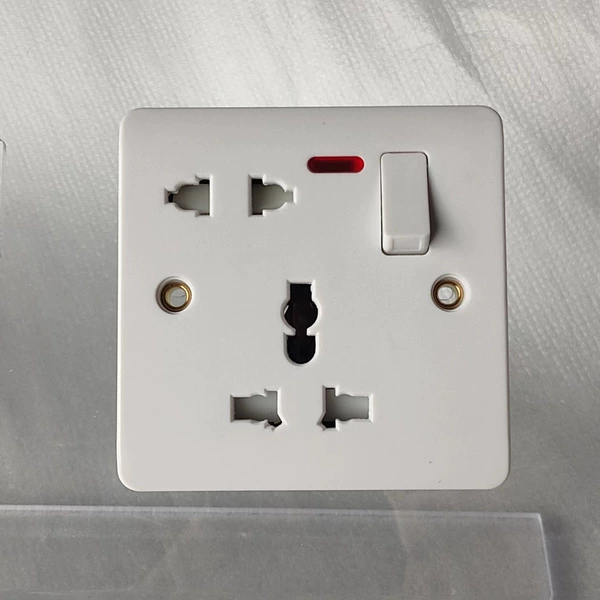 One multi -functional five -hole with light socket