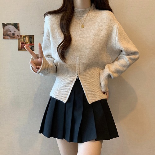 Solid color demi-season design knitted sweater with zipper