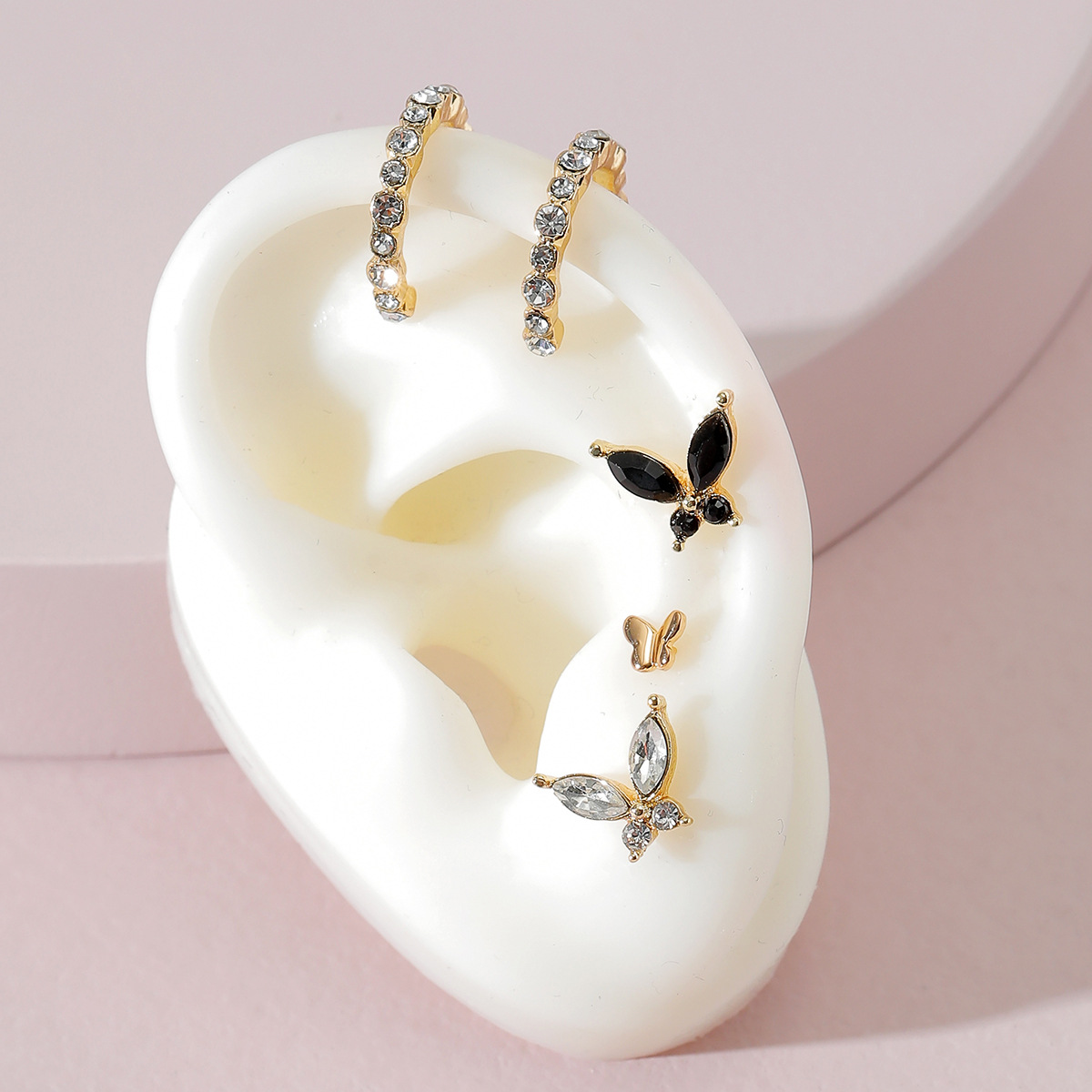 European And American Fashion Jewelry Unilateral Asymmetric Butterfly Earrings Ear Clip Earrings Set display picture 1