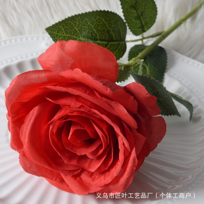 대형 실크 천 레드