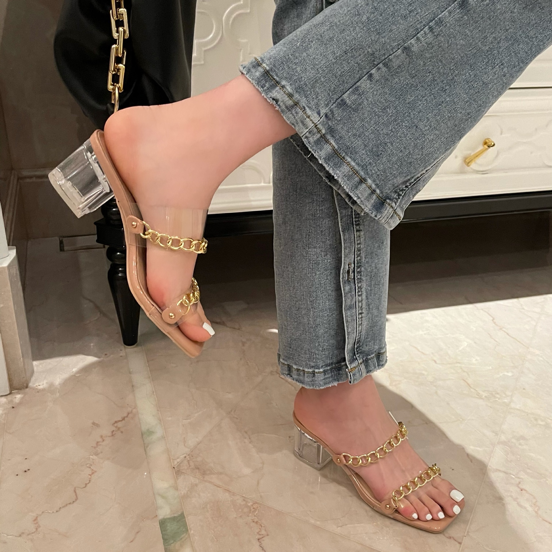 trend chain decor clear heeled sandals  NSHU54477