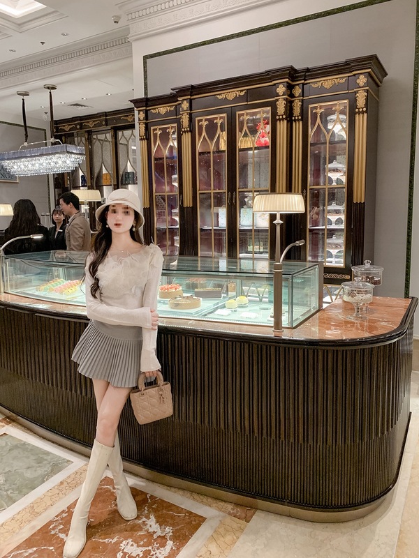 鱼兔子的兔子小香风纯欲羽毛上衣女春秋新款打底衫长袖内搭针织衫|undefined