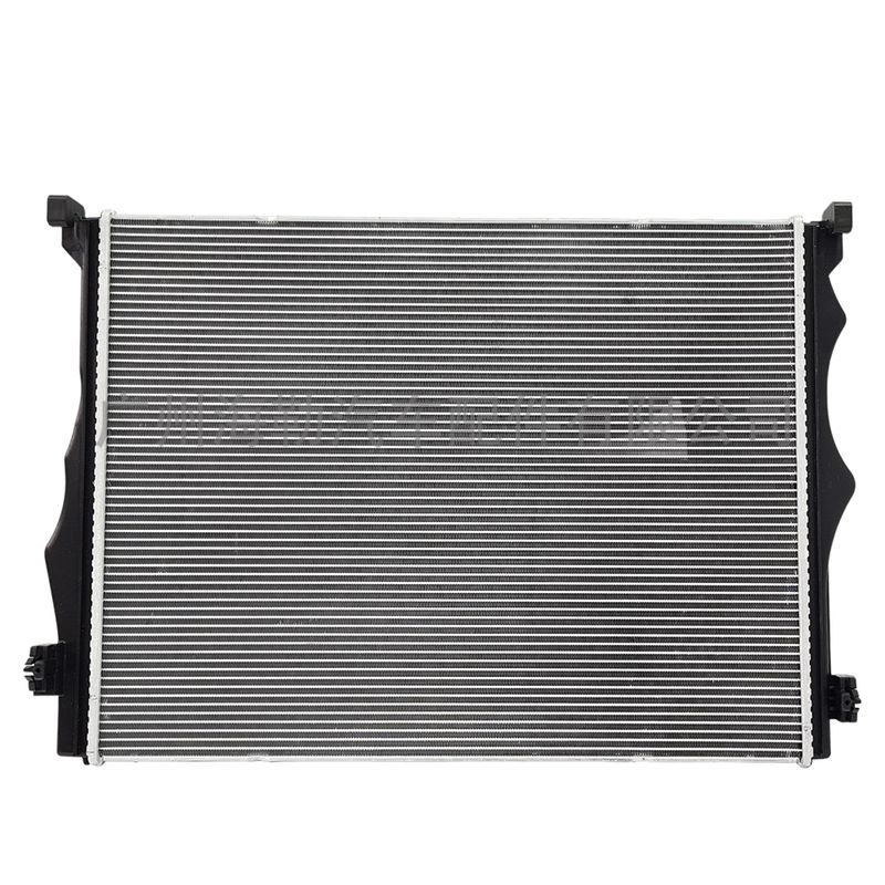 2115001302 Car radiator water tank suitable for Mercedes-Benz E-Class (W211) 2005-2008