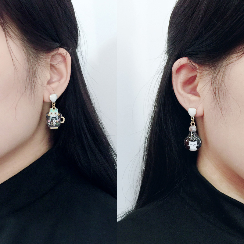 9g Weight Drop Earrings Classification 1 Pair Quantity Daily Occasion Alloy Material Cat Pattern Women'S Gender Enamel Design Cute Style Cute Cat Alloy Enamel Women's Drop Earrings 1 Pair 12
