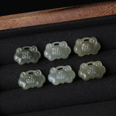 Natural Clear Water Hetian: Zərgərlik ara hissələri - 6-natural-hetian-jade-ruyi-fu-lock