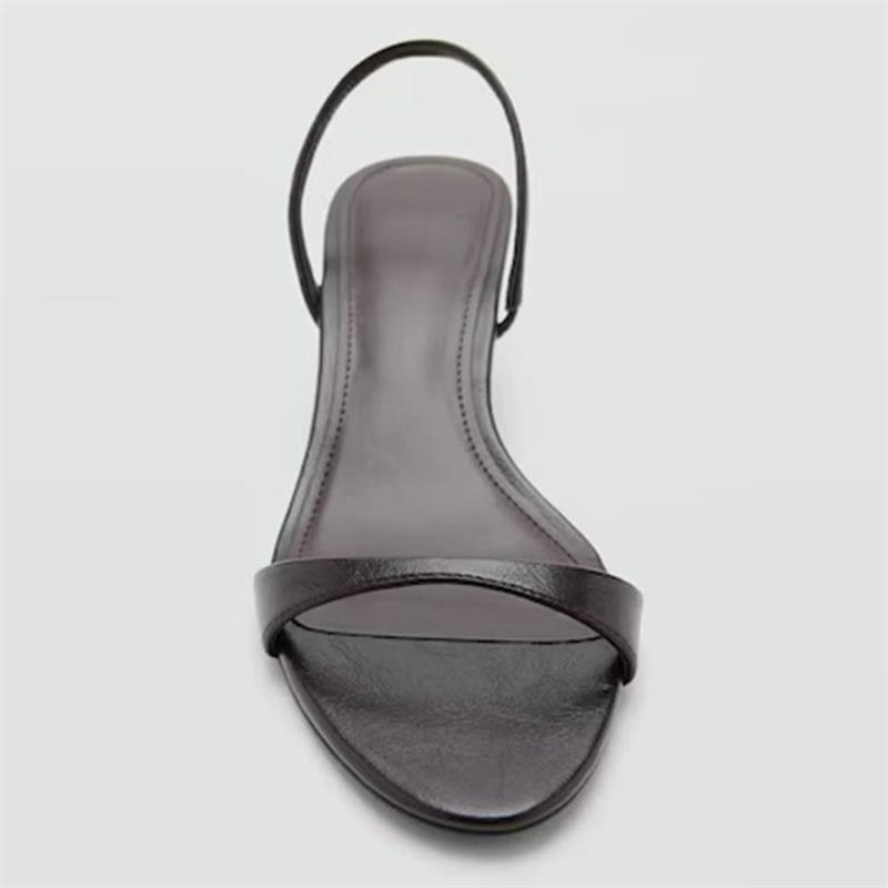2026 verano nuevo simple con tacones altos zapatos de cuero suave para mujeres con cabeza redonda con sandalias de tacones delgados