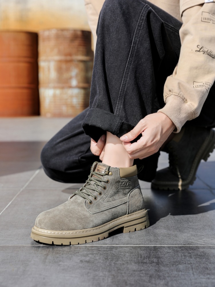 Primavera estate inverno grandi stivali bassi in stile britannico scarpe da lavoro da uomo stivali gialli grandi retrò_voghion.com