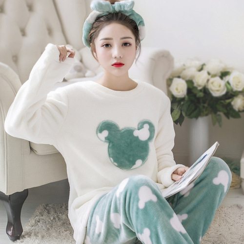 Winter and Autumn Thick Flannel Pyjamas Set for Women, Long Sleeve Cartoon Coral Fleece Warm Home Clothes Two-Piece Set