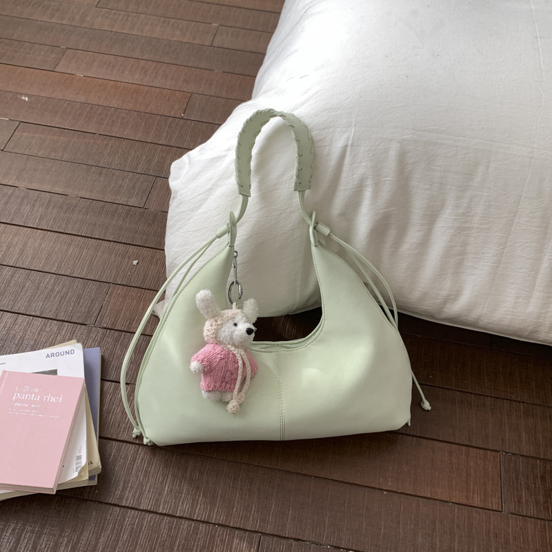Bolsa de bolsillo de nicho de lujo ligero de moda transfronteriza, bolsa de bolsillo de bolsillo de hombro casual.
