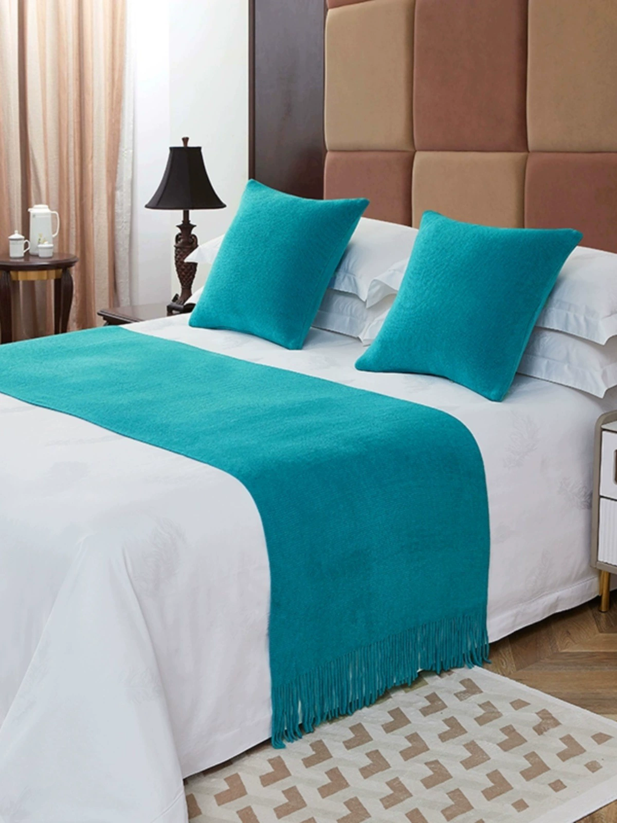 Постельное покрытие для кровати Bedfall Tail Towel Homestay High-end Роскошь отельная кровать простыня домохозяйственный новый китайский образец однотонная кровать с полотенцами