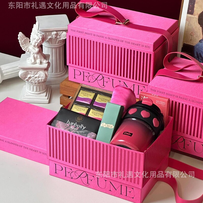 新品创意结婚喜糖盒高级轻奢送伴娘伴手礼礼盒鎏金皮带手提盒空盒|undefined