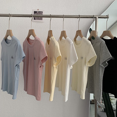 欧瑪莱の刺繍のアルファベットの丸首の半袖はやせています。