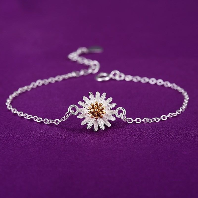 2024 New Bracelet for Women Fashion Cute Korean Jewelry Small Fresh Daisy Flower Bracelet Hand Jewelry Wholesale