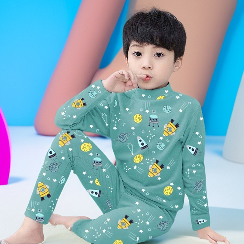 녹색 별이 빛나는 하늘