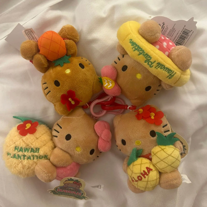 菠萝园夏威夷系列HelloKitty公仔挂件抱菠萝KT猫毛绒玩具包包挂饰|undefined