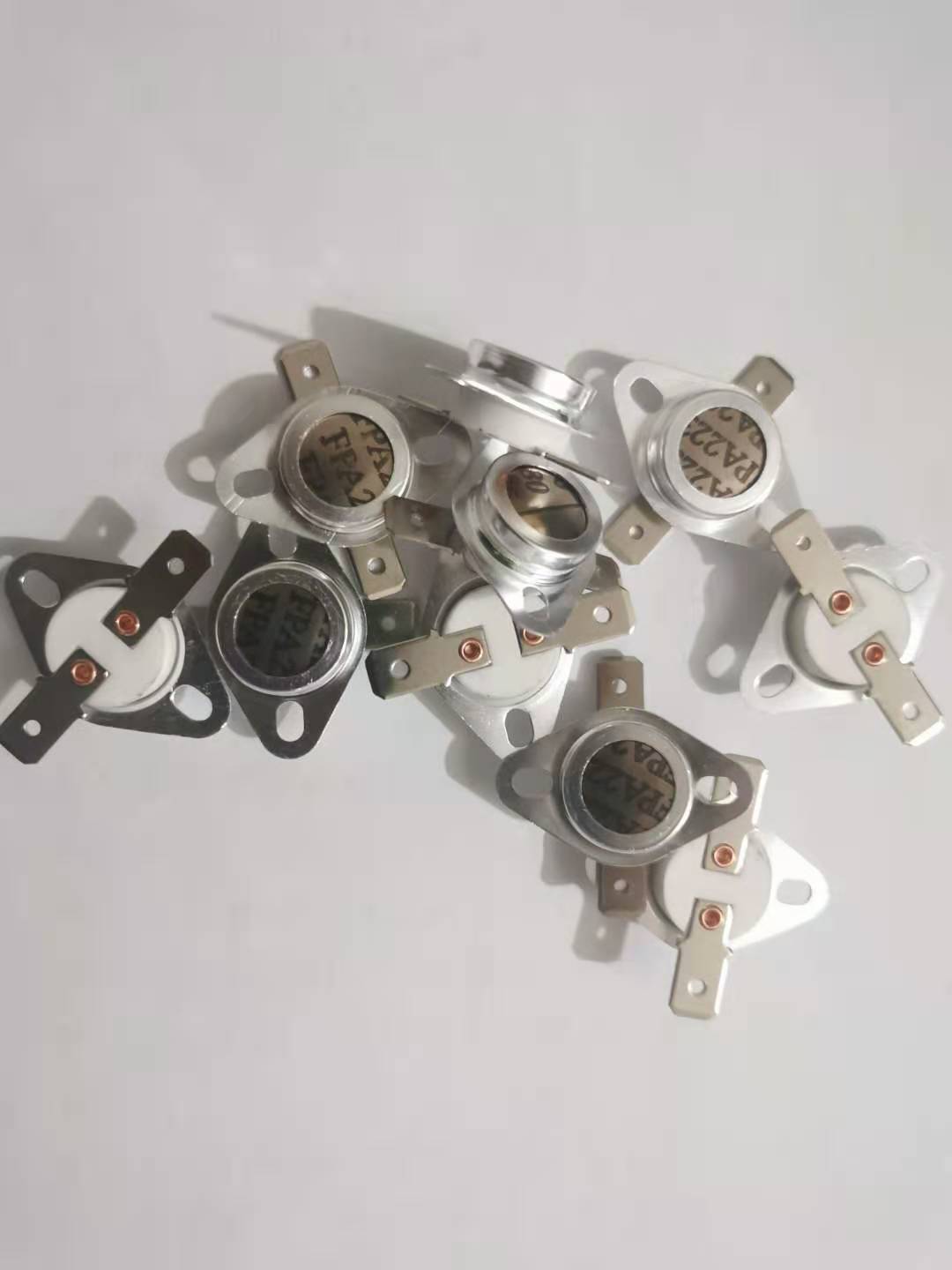 雪花机热保护器