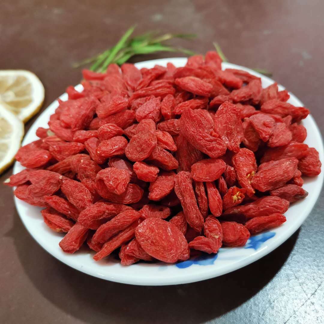 Ningxia red wolfberry wholesale on behalf of 250g loose bags of wolfberry soaked in water, boiled porridge, flower and fruit tea, Zhongning red wolfberry fruit
