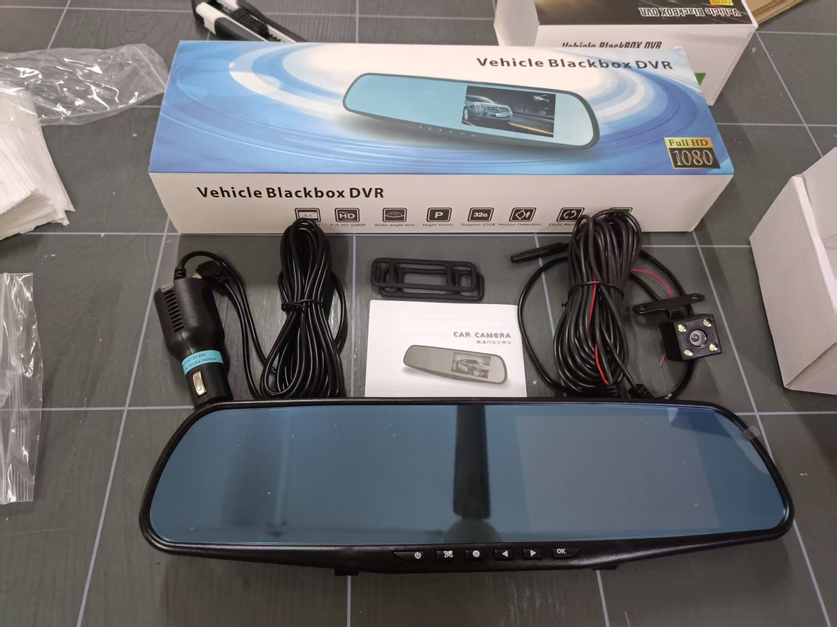 Cross-Border Hot-Selling Rearview Mirror Dash Cam with Reversing Image, Dual-Camera Front and Rear Recording Dvr