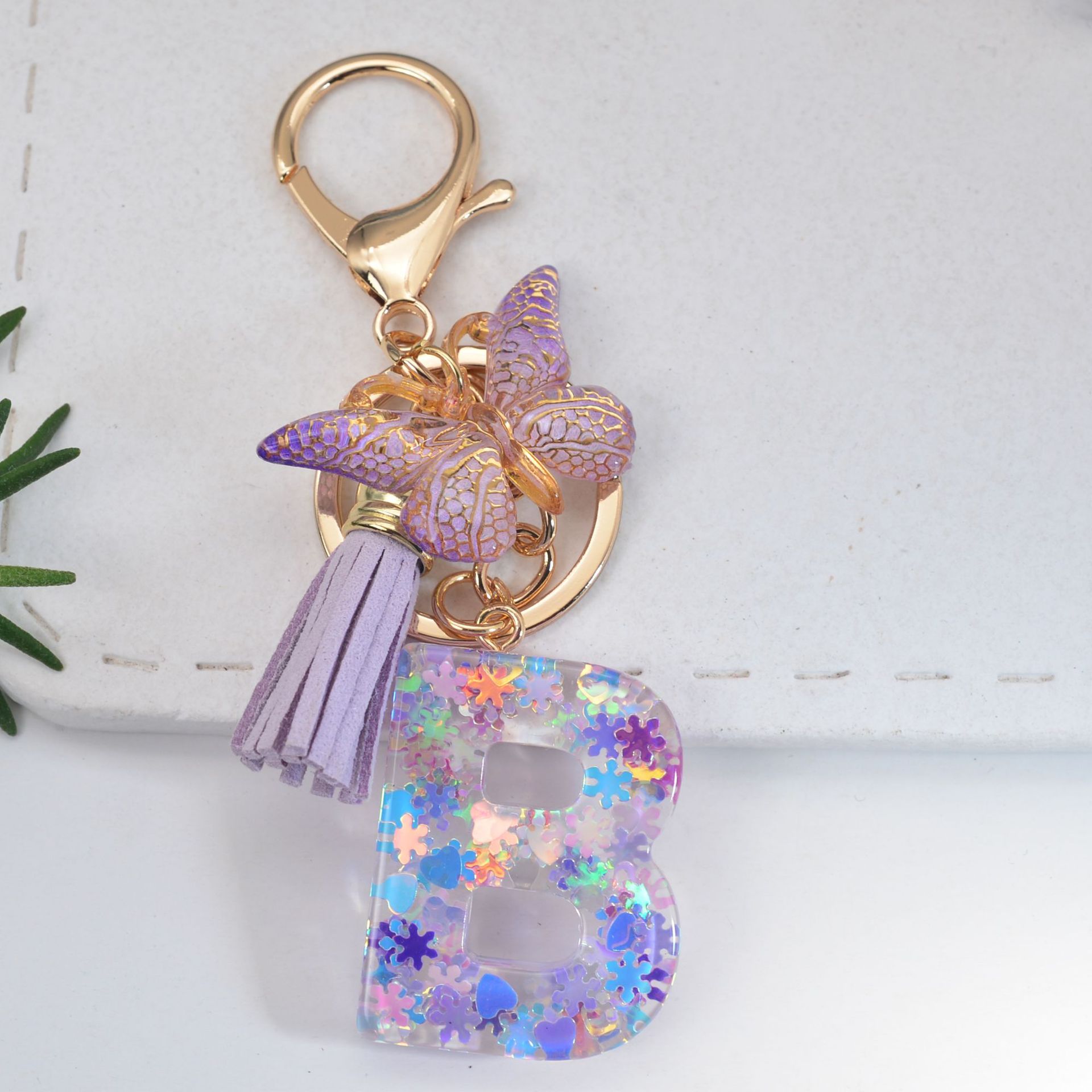 Plastic, Resin Material 1 Piece Simple Style Letter Butterfly Plastic Resin Epoxy Bag Pendant Keychain