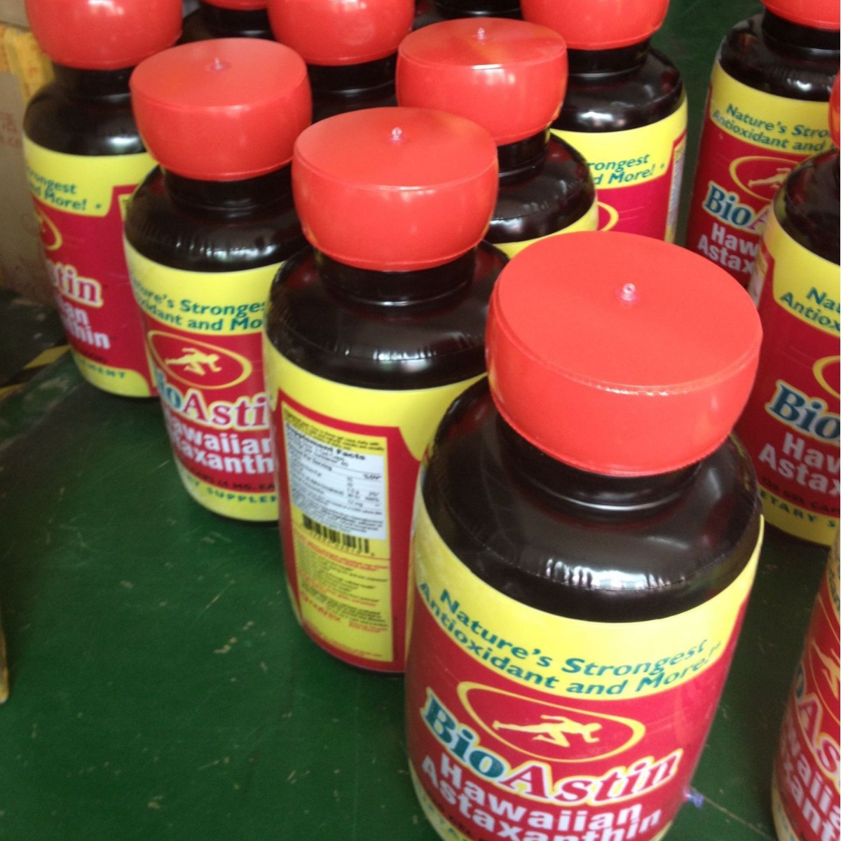 PVC充气药瓶 闭气广告瓶子  食品促销瓶