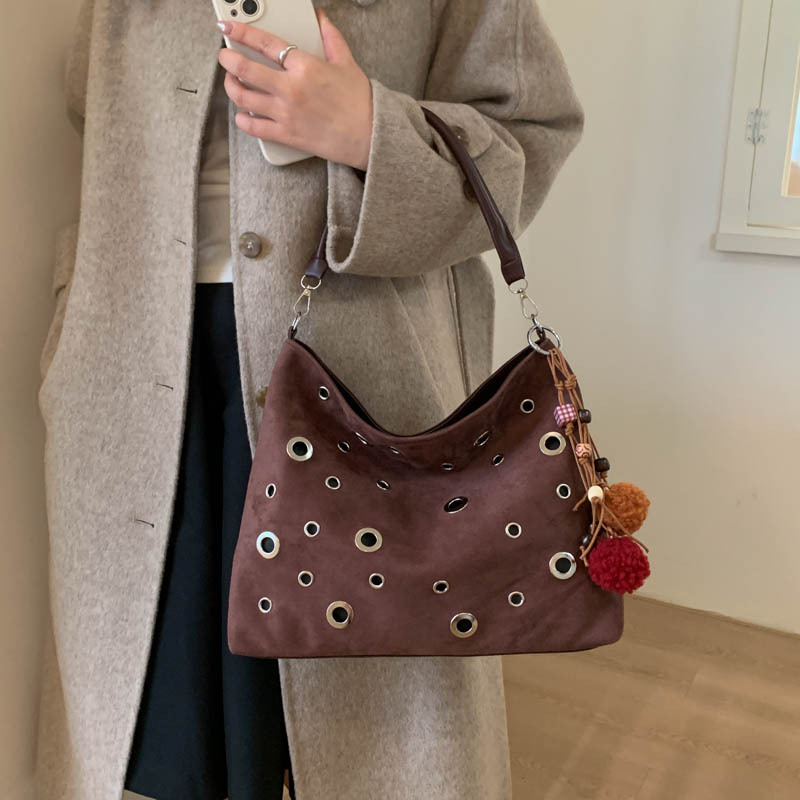 La tendencia transfronteriza nicho bolso de mano bolso de mujer 225 nuevo invierno bolso de hombro fresco de alta textura bolso de mochila