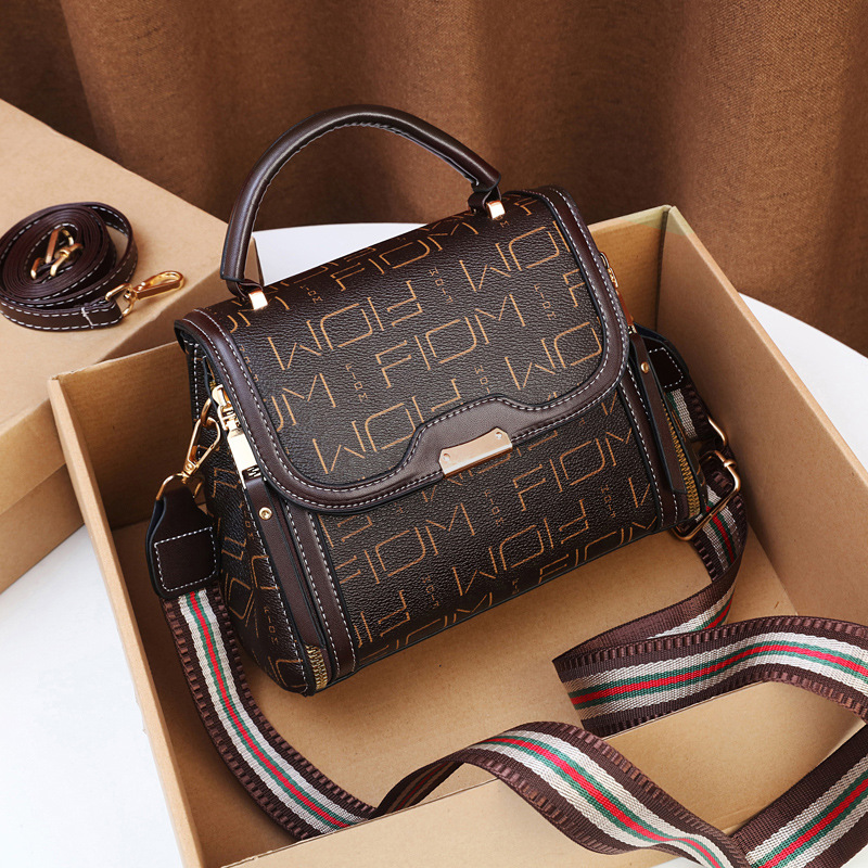 Women's Crossbody Bag Large Capacity Square Commuter Shoulder Bag_voghion.com