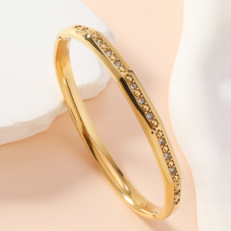 Fábrica directa pulsera de acero inoxidable mujer no decoloración sensación de alta calidad una fila de microdiamantes fijación pulsera joyería de acero