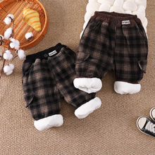 冬季儿童加绒格子贴标长裤2025冬季男女童一粒扣运动束脚加绒棉裤