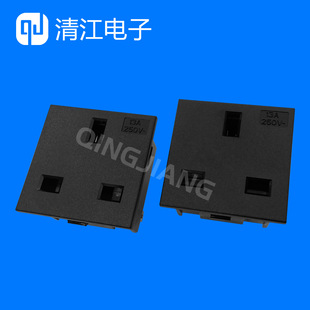 Small British Standard Ac Socket 13A250V British Standard Pdu Socket Module 42*42mm for Outdoor Energy Storage Use