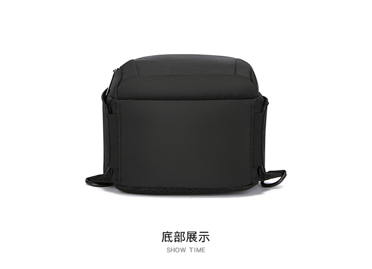 The new men's chest bag for the autumn of 2024, a trendy casual single-shoulder bag, a cross-border water-resistant rechargeable crossbody bag undefined