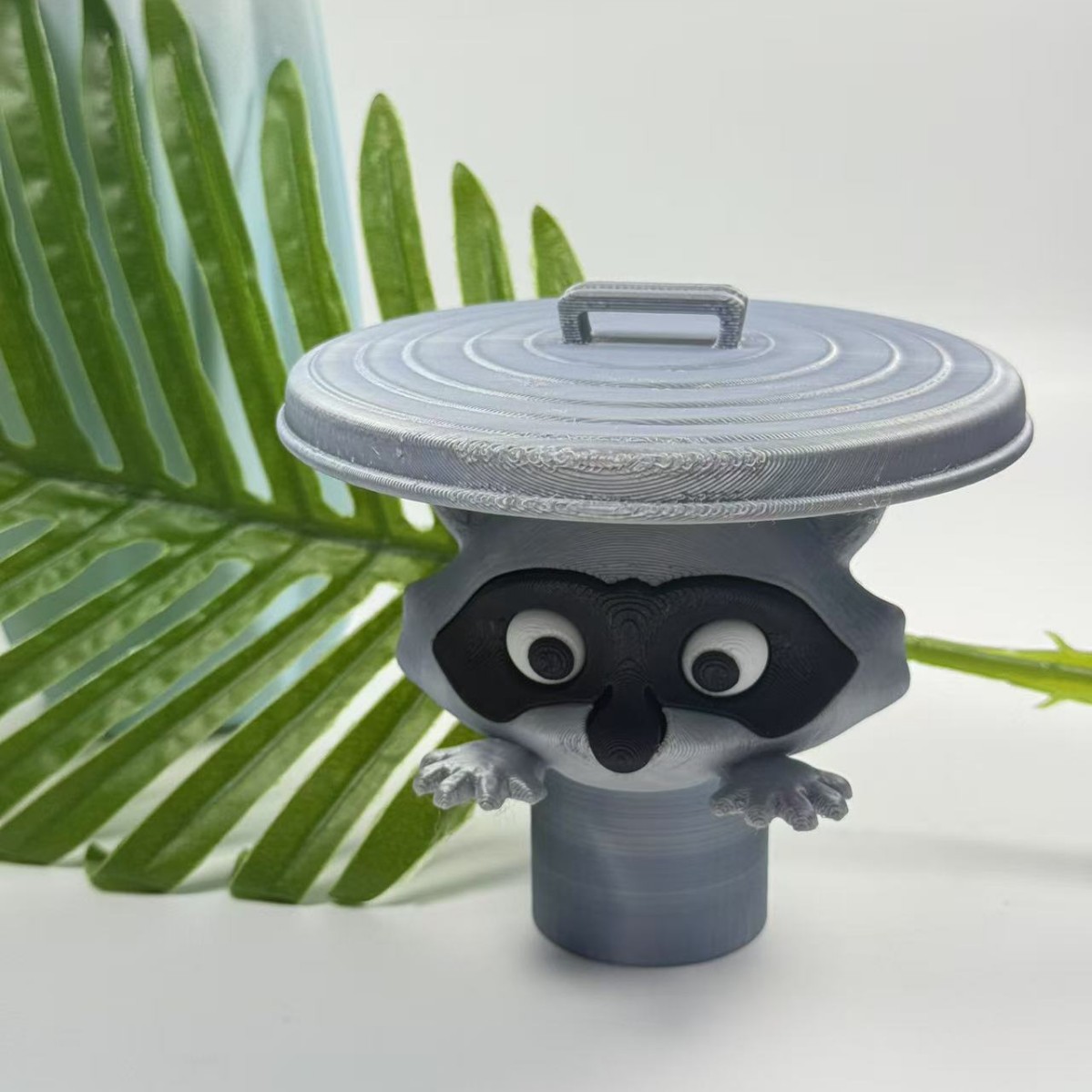 Adornos creativos transfronterizos accesorios lindos muñeca mano hogar creativo pequeño mapache ladrón caja de pañuelos lindo regalo