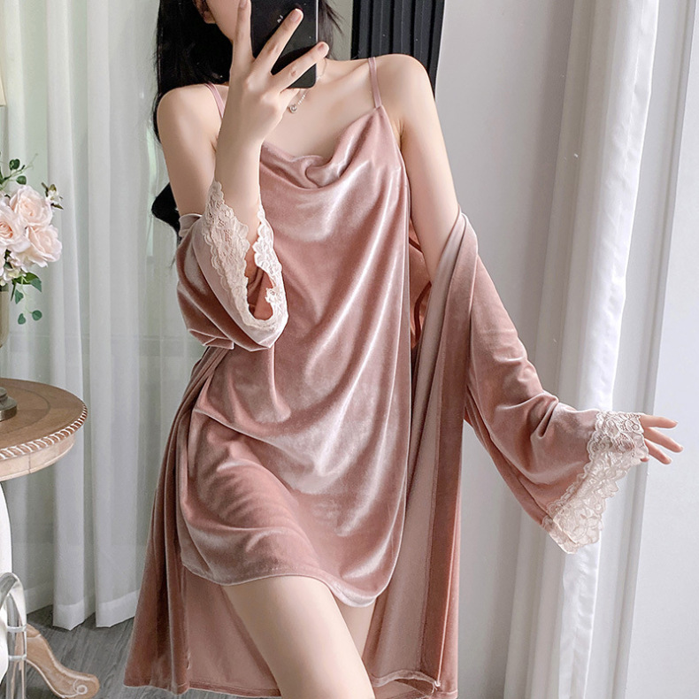 ベルベットのパジャマの女性秋冬のセクシーなレースのストラップのパジャマの家の服の純粋な欲風の大きいサイズの家の服|undefined
