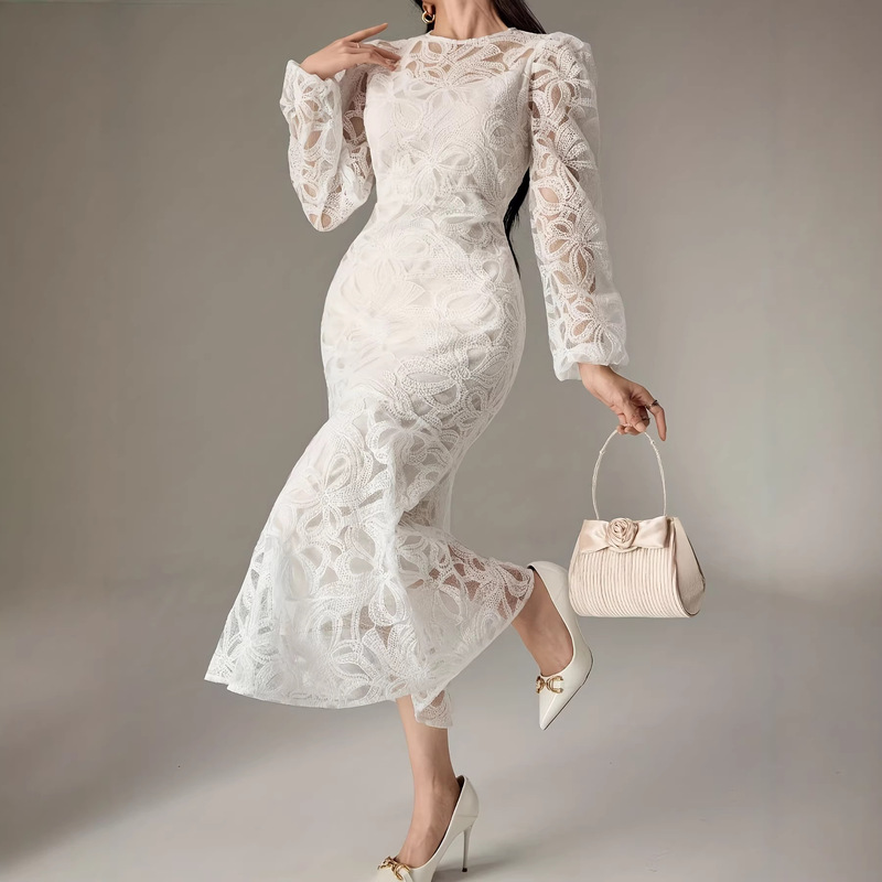 2026 New Style French Retro Lace Long-Sleeved Fishtail Dress Elegant White Cut Out Dress Autumn Long Dress