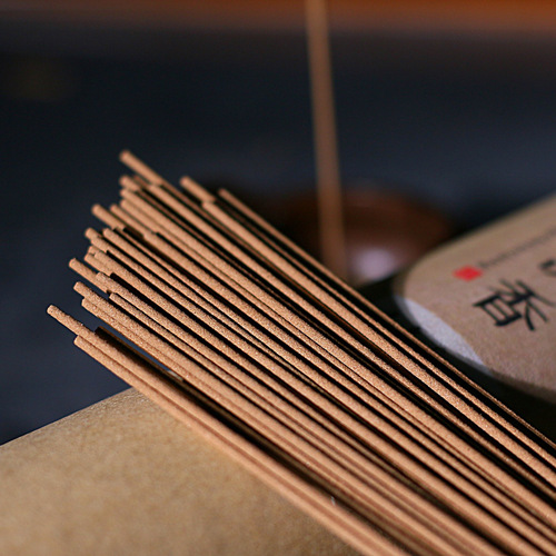 Incense factory incense wholesale Indian sandalwood goose pear tent incense incense drop real fragrance household natural sandalwood agarwood incense