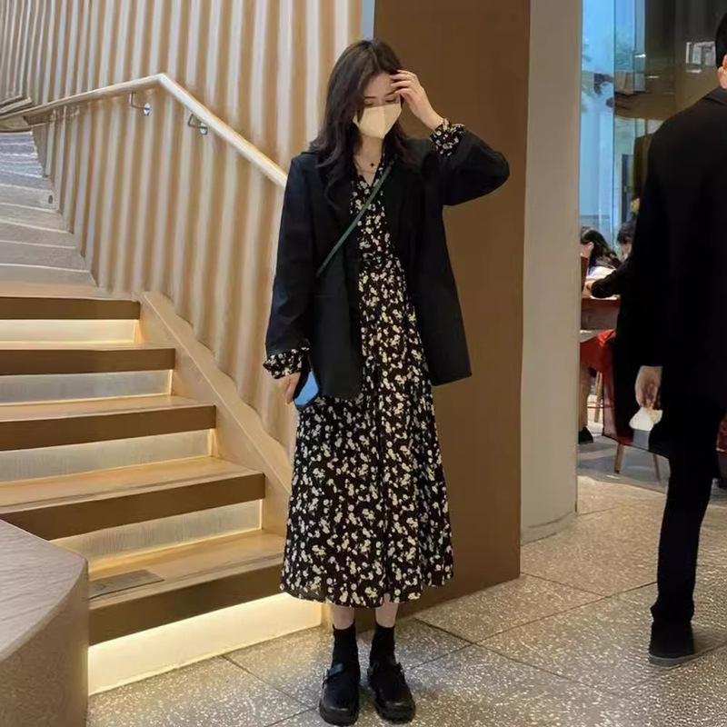 French Chiffon Floral dress Women's Early Spring 2024 New Waist Slimming Gentle Elegant Long Skirt