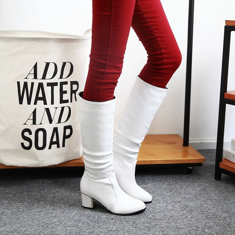 Трансграничные 2021 новые сапоги для европейской и американской внешней торговли, сапоги рыцаря на остроносом высоком каблуке и толстом каблуке, мятые женские сапоги, сапоги больших размеров