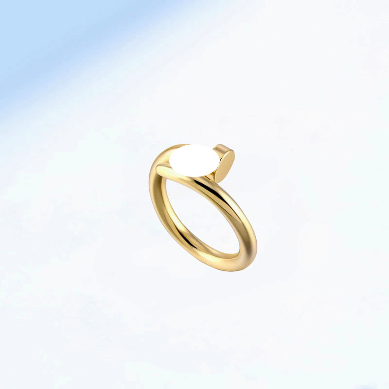 F64 - 네일 골드