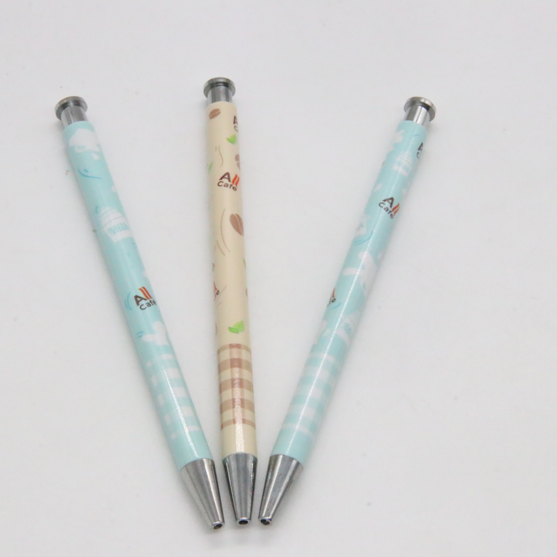 Plástico pluma bolígrafo prensa publicidad pluma láser logo en stock Prensa publicidad pluma de plástico