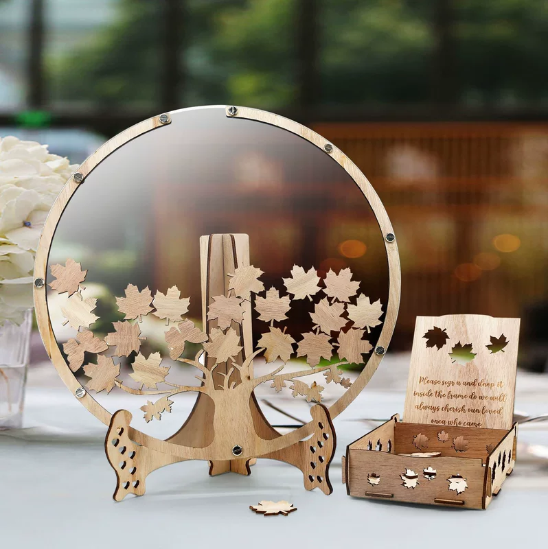 Cross -border new creative wedding wooden message board maple leaf round European and American wedding register registered registered registered registered registered registered registered registered registered registered registered registered registered registered registered
