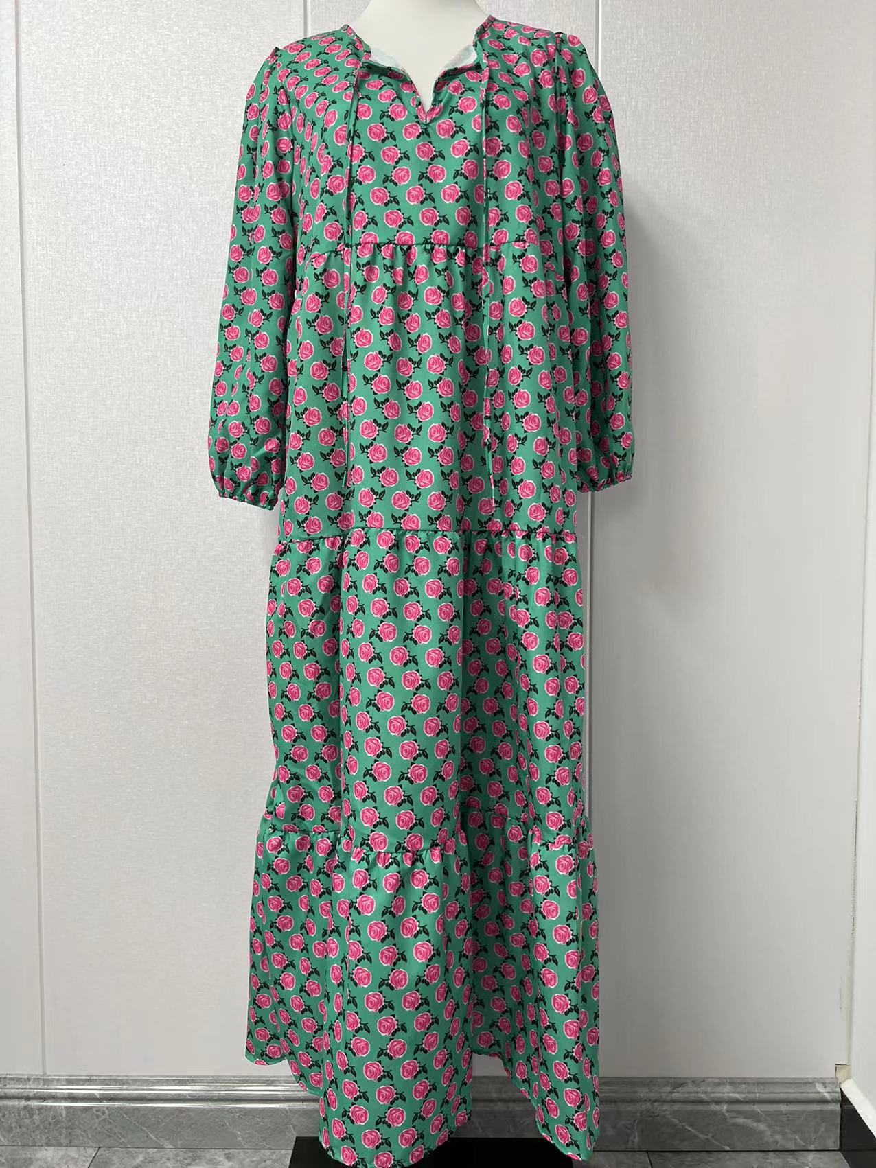 280g Weight Maxi Long Dress Dress Length Type Long Sleeve Sleeve Length Ruffled Skirt Dresses Type Puff Sleeve Sleeve Type Polyester Fabric Type High Waist Waist Line Daily Occasion V Neck Neckline Loose Version Flower Pattern Summer, Spring, Autumn Season Women'S Gender Printing Design Fashion Style Wholesale Women'S Fashion Printing Flower Daily V Neck Long Sleeve Ruffled Skirt 1