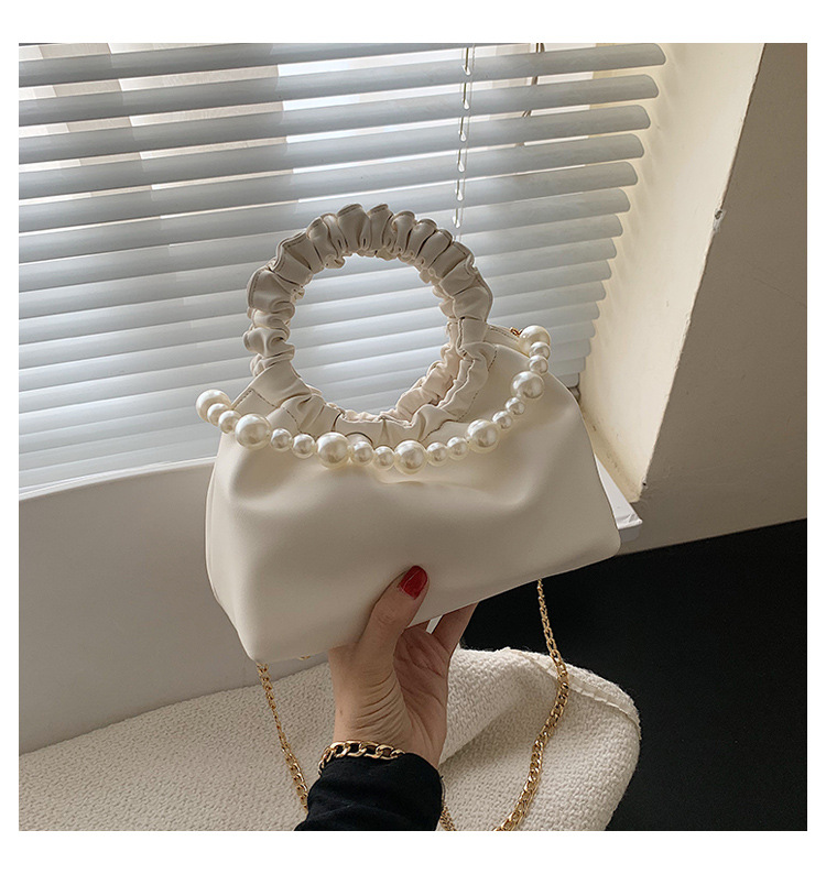Wholesale Pleated Pearl Chain Solid Color Handbag Nihaojewelry display picture 161