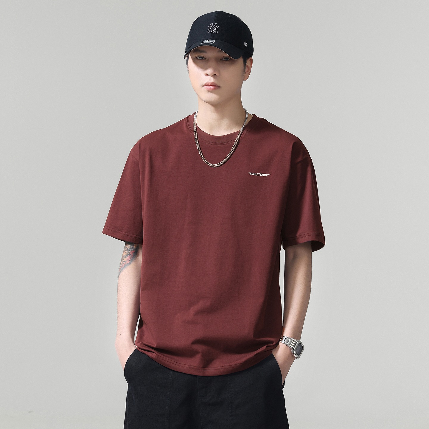 80 frío algodón camiseta de mangas cortas hombre 2026 verano transpirable camiseta de mangas cortas casuales blanco negro