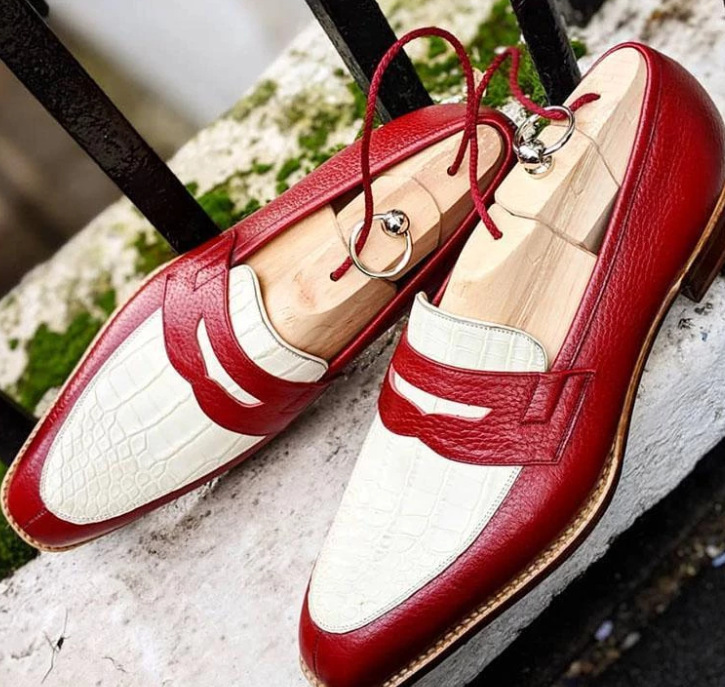 Comercio exterior hombre británico zapatos de hombre puntuales zapatos de altura casuales nuevos zapatos de cuero grandes de moda transfronteriza con suela gruesa