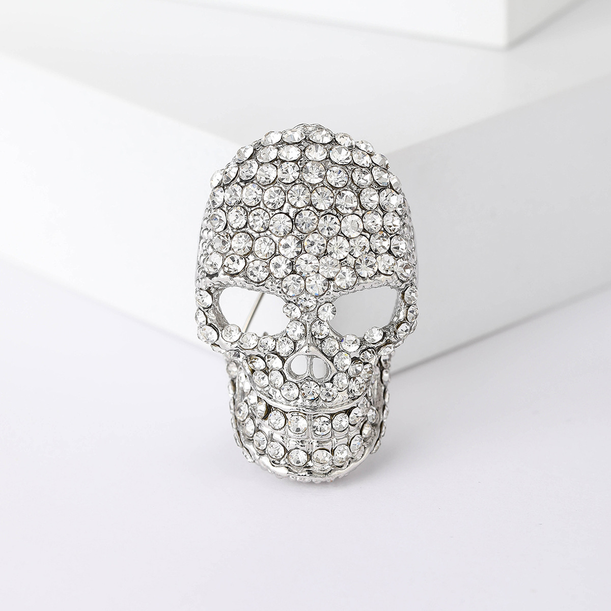 Women's Gender Punk Pin Skull Alloy Plating Inlay Rhinestones Women's Brooches