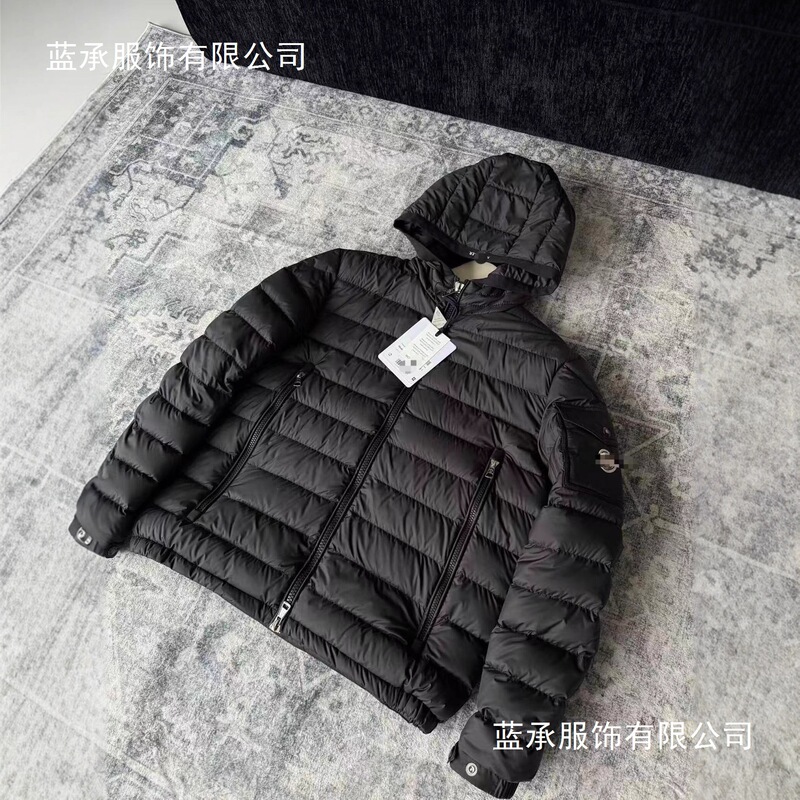 Correct Version m Brand 25Fw New Model Sleeve Pocket Logogalion Lightweight Ribbed Hooded down Jacket Correct Version m Brand 25Fw New Model Sleeve Pocket Logogalion Lightweight Ribbed Hooded down Jacket