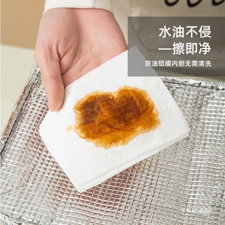 実用的で雰囲気のある高級で安価な会社が顧客に開店イベントのプロモーション用の小さなギフトを贈り、ロゴを印刷します。|undefined