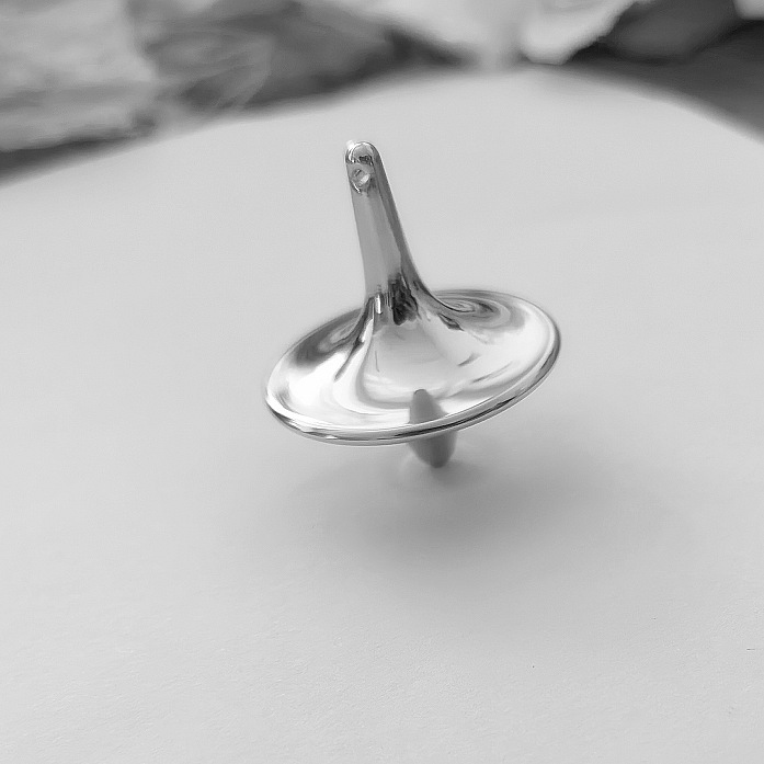 Sueño creativo espacio película colgante juguete metal dedo descompresión artefacto giratorio giroscopio día de año nuevo regalo Navidad