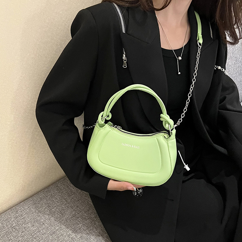 Foreign trade retro hard shell chain bag cross-border new printed letter handbag trendy fashion women's shoulder crossbody bag_voghion.com