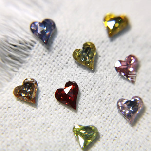 Ultra Flash Zircon Crooked Heart Color Nail Art Zircon Plated Bottom Jewelry Bare Stone Mobile Phone Case Accessories DIY Accessories